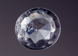 Illustration for article titled 10 Gemstones Much Rarer Than DiamondÂ
